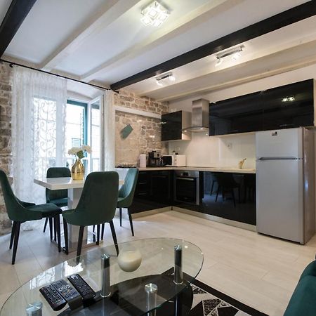 Apartment Stone Split Bagian luar foto