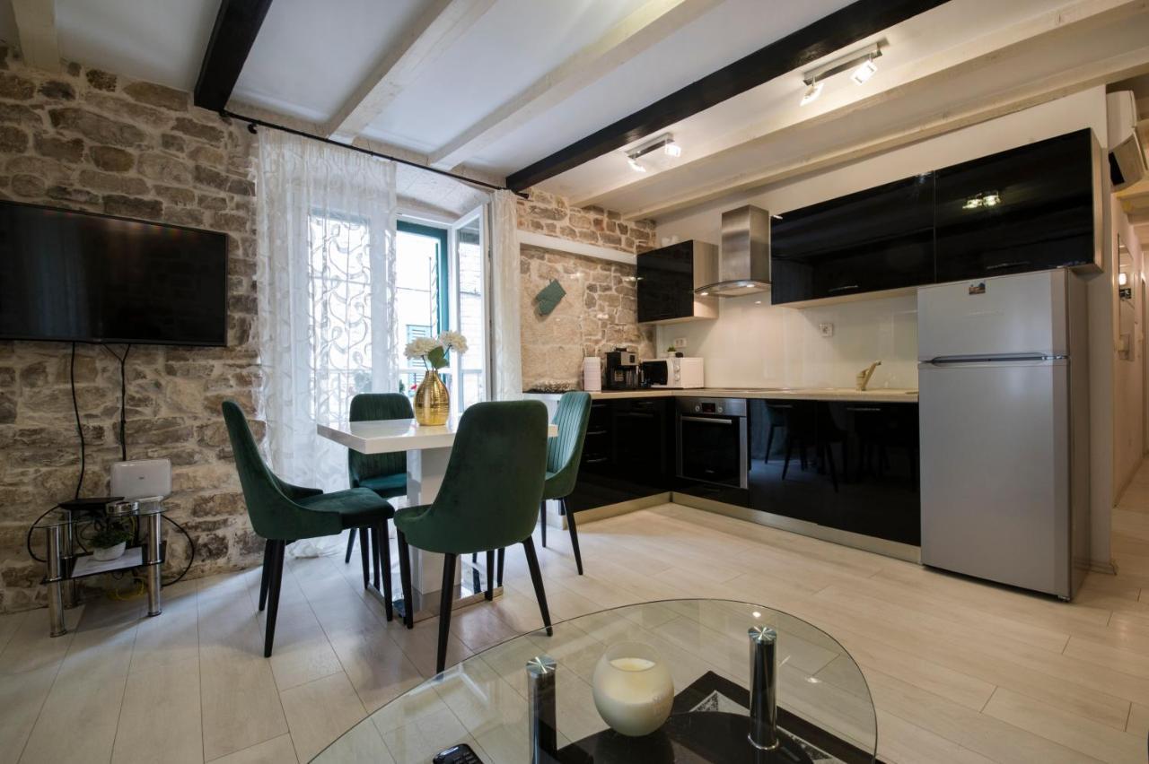 Apartment Stone Split Bagian luar foto