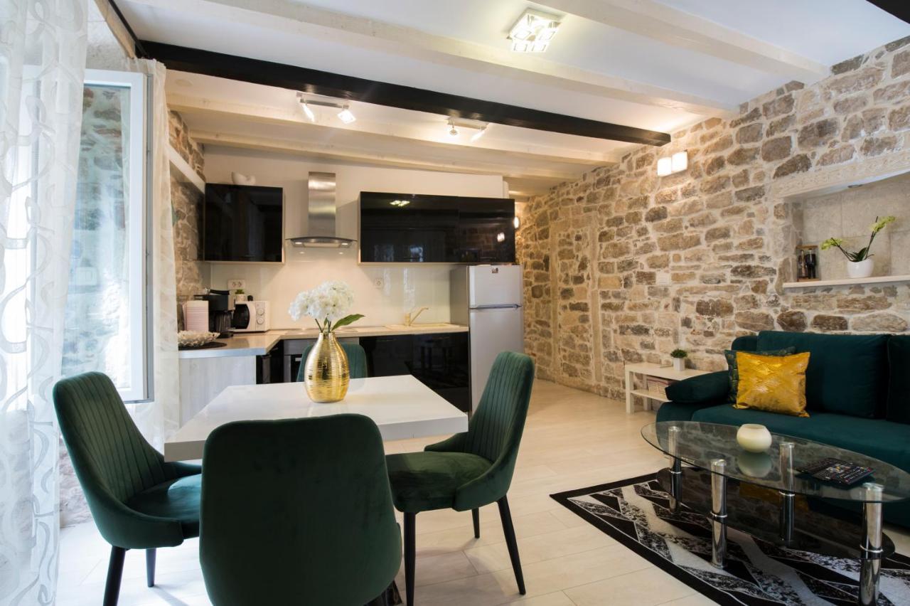 Apartment Stone Split Bagian luar foto